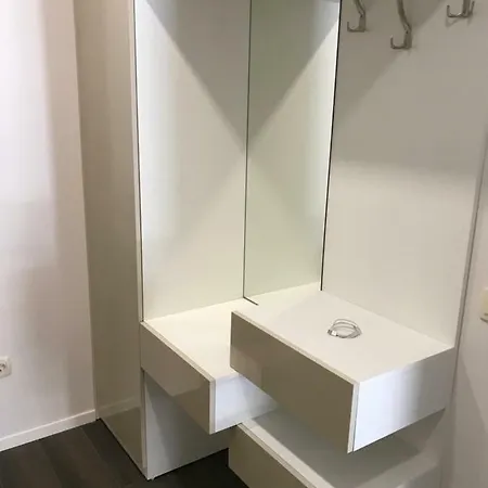 Modern New In