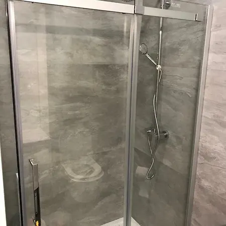 Appartement Modern New In *