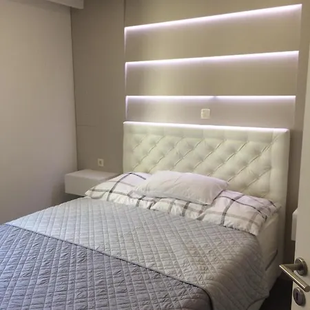 Modern New In * Makarska